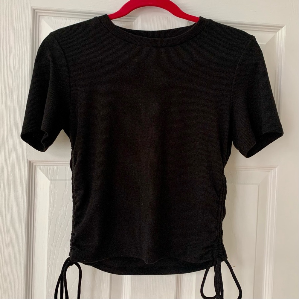 Zara cropped ruched sides black top sz large